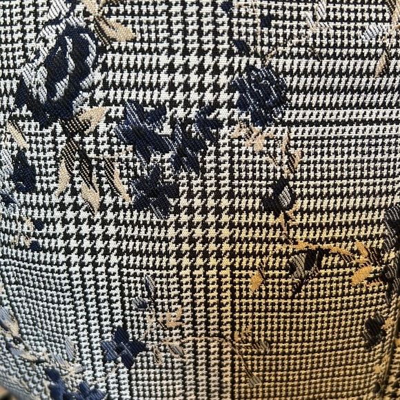 Maggy London Petite Novelty Plaid Sheath with Cap Sleeve and Flounce Hem SZ 6P - Picture 9 of 9